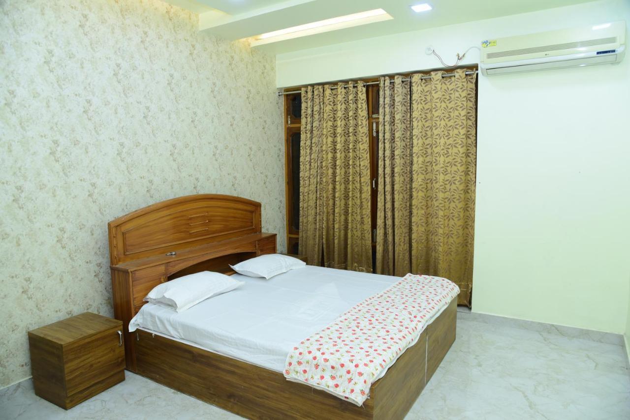 Hotel Rudra Villa Lucknow