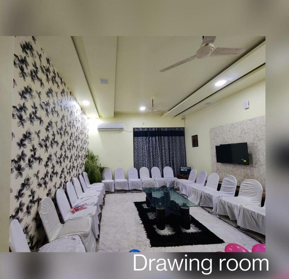 Hotel Rudra Villa Lucknow